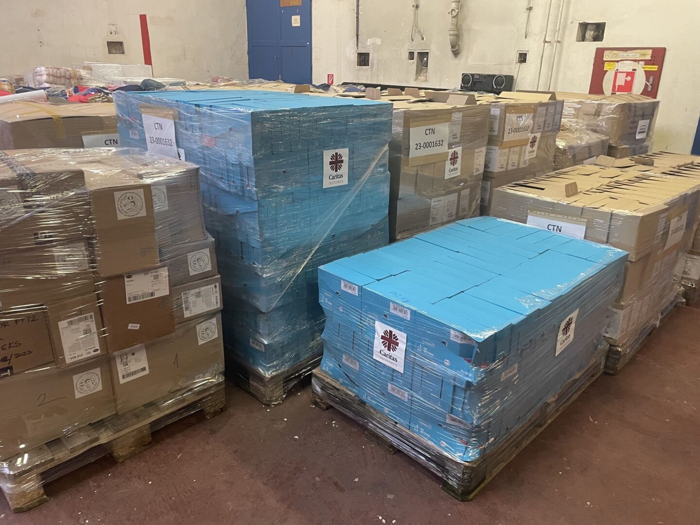 Balíky zabalené pre ľudí žijúcich v pásme Gazy