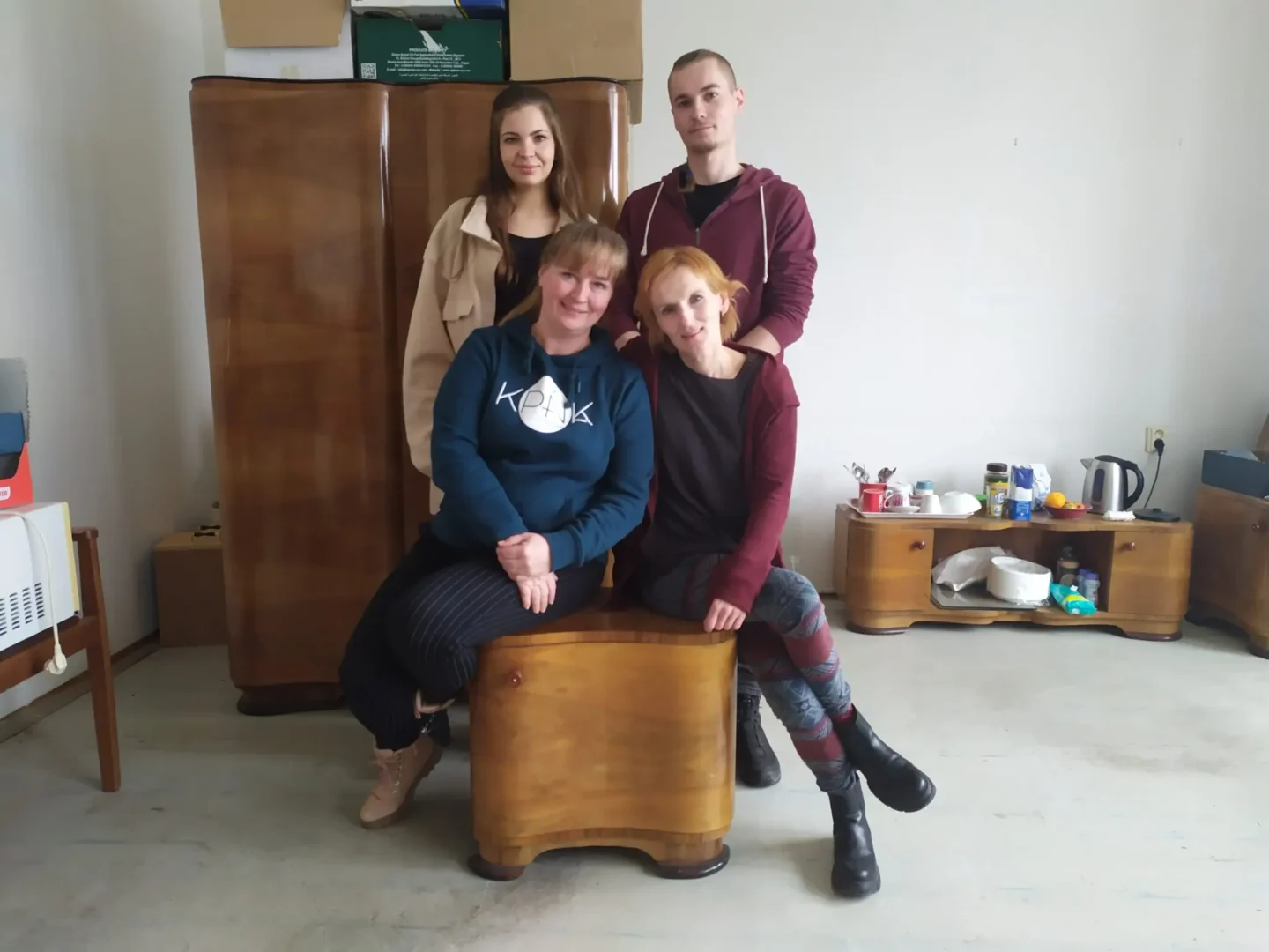 Pracovný tím nábytkovej banky, ktorý bude sprevádzať klientov pri repasovaní.