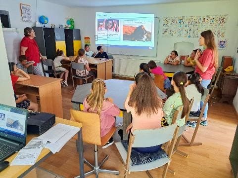 deti sa učia bezpečnosti na internete